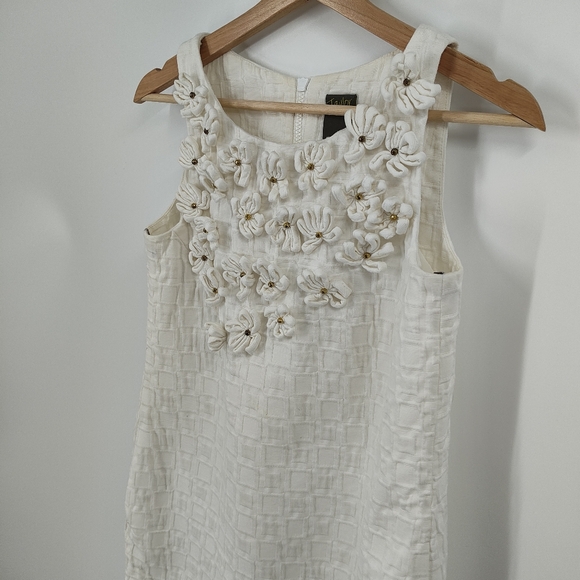 Taylor | 3D floral dress - Picture 3 of 6